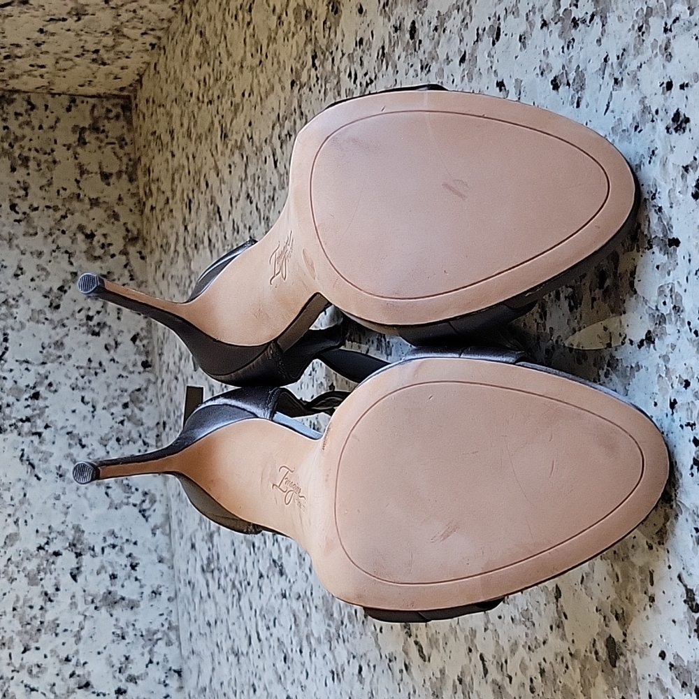 !!! SOLD !!!!  Vince Camuto Imagine Devin Satin Sandals US 9 !!! SOLD !!!! - Picture 5 of 10